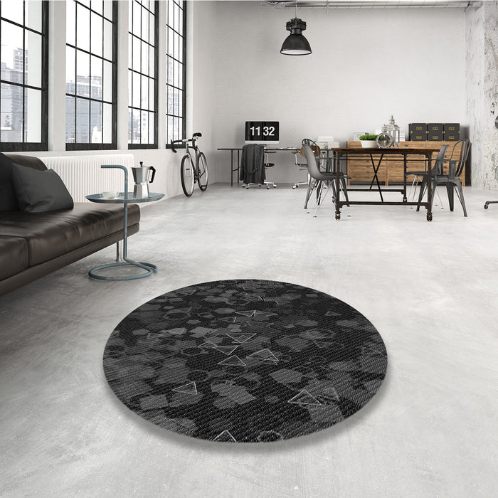 Round Patterned Midnight Gray Rug in a Office, pat2793gry