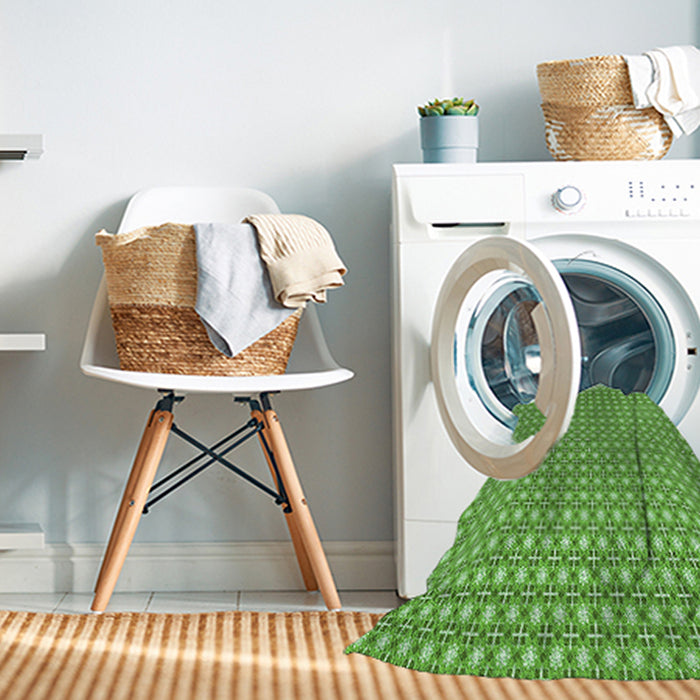 Machine Washable Transitional Emerald Green Rug in a Washing Machine, wshpat2798grn