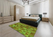 Patterned Oak Brown Rug in a Bedroom, pat2808grn