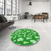 Round Patterned Green Rug in a Office, pat281grn