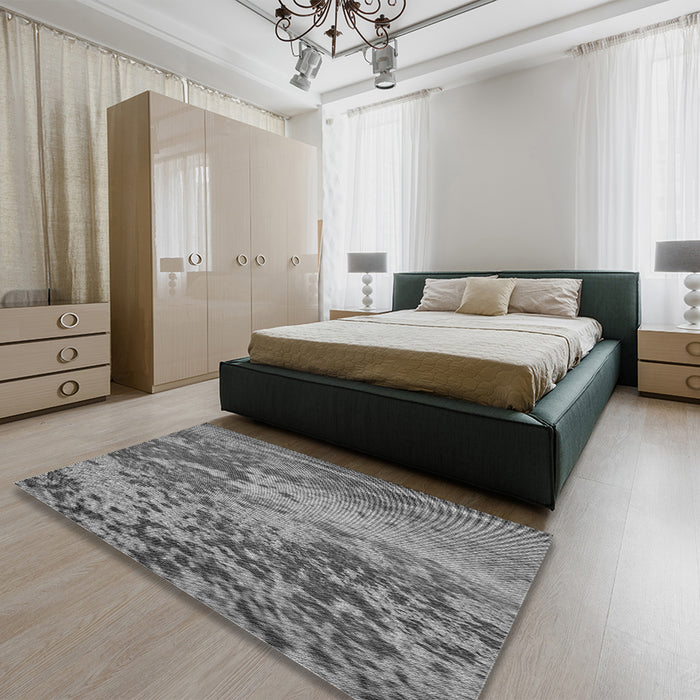 Patterned Gray Rug in a Bedroom, pat2819gry