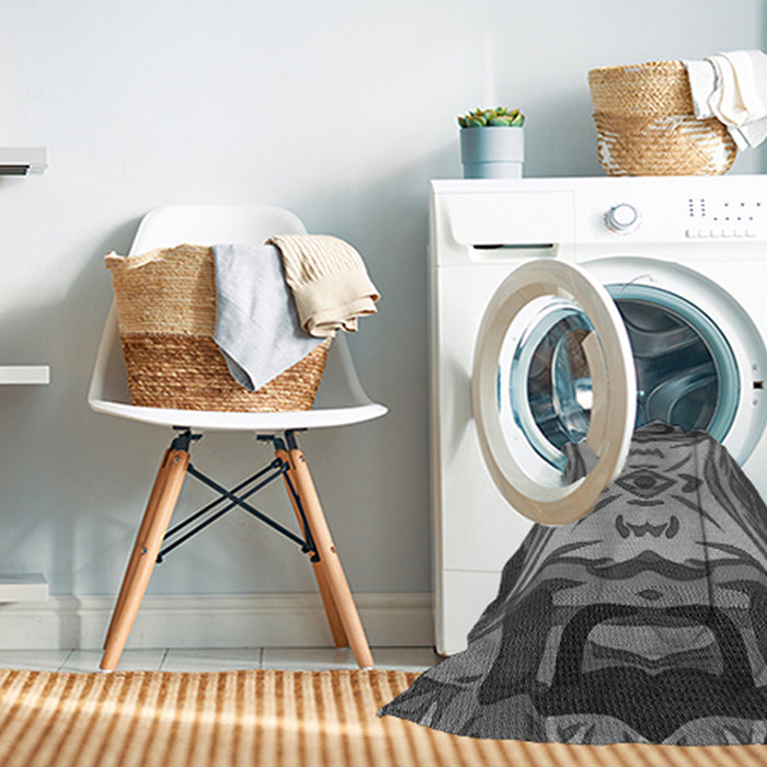 Machine Washable Transitional Dark Gray Rug in a Washing Machine, wshpat2829gry