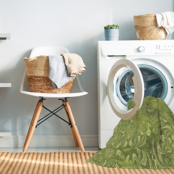 Machine Washable Transitional Green Rug in a Washing Machine, wshpat2833brn