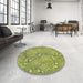 Round Patterned Green Rug in a Office, pat2833brn