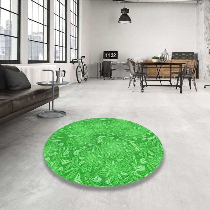 Round Patterned Lime Green Rug in a Office, pat2833grn
