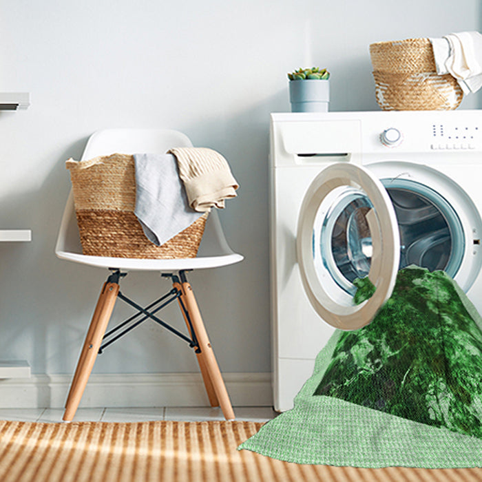 Machine Washable Transitional Deep Emerald Green Rug in a Washing Machine, wshpat2836grn