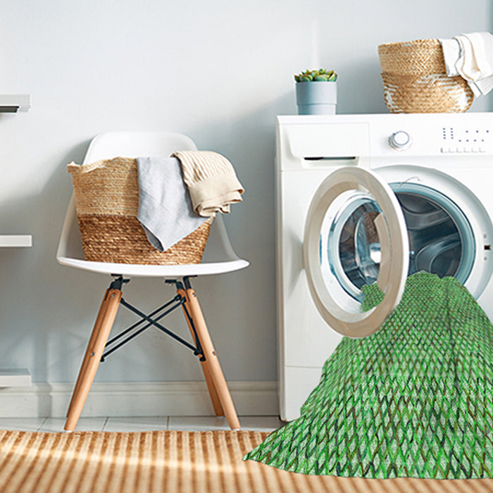 Machine Washable Transitional Dark Lime Green Rug in a Washing Machine, wshpat2839grn