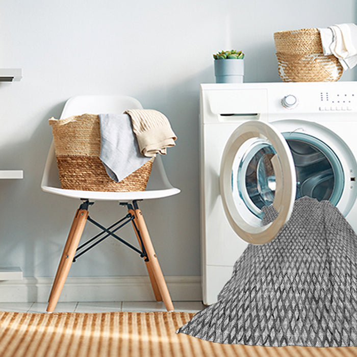 Machine Washable Transitional Platinum Silver Gray Rug in a Washing Machine, wshpat2839gry