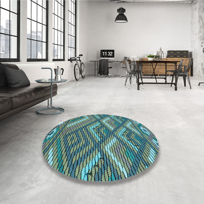 Round Patterned Deep-Sea Green Rug in a Office, pat2843lblu