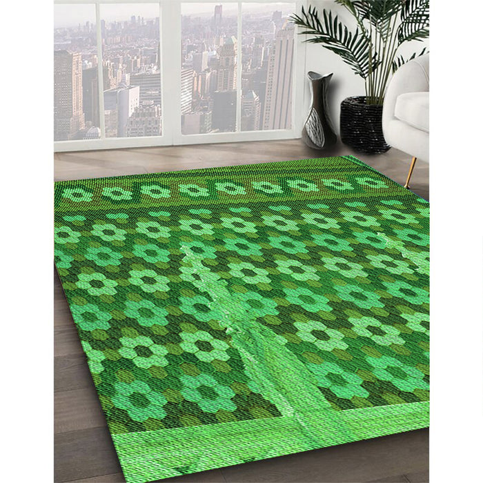 Machine Washable Transitional Green Rug in a Family Room, wshpat2844grn
