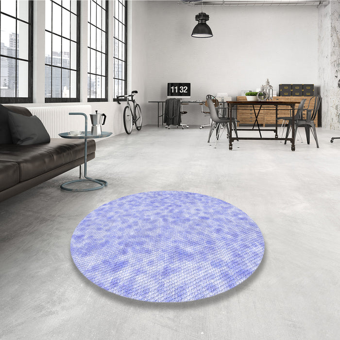 Round Patterned Sky Blue Rug in a Office, pat2846blu