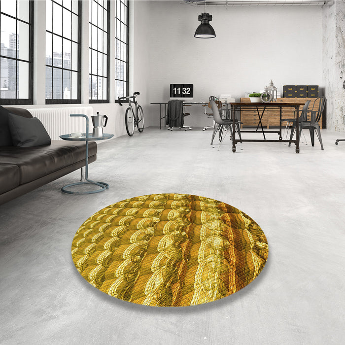 Round Patterned Saffron Yellow Rug in a Office, pat285yw