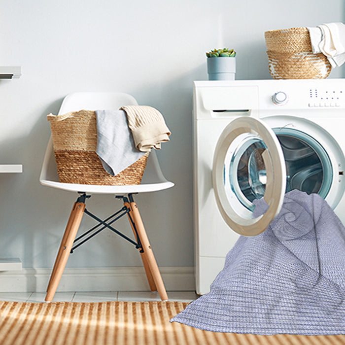 Machine Washable Transitional Lavender Blue Rug in a Washing Machine, wshpat2851blu