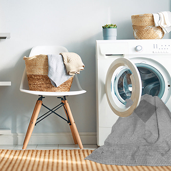 Machine Washable Transitional Platinum Silver Gray Rug in a Washing Machine, wshpat2856gry