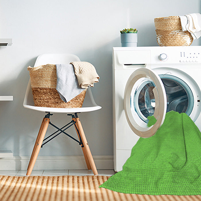 Machine Washable Transitional Emerald Green Rug in a Washing Machine, wshpat2857grn