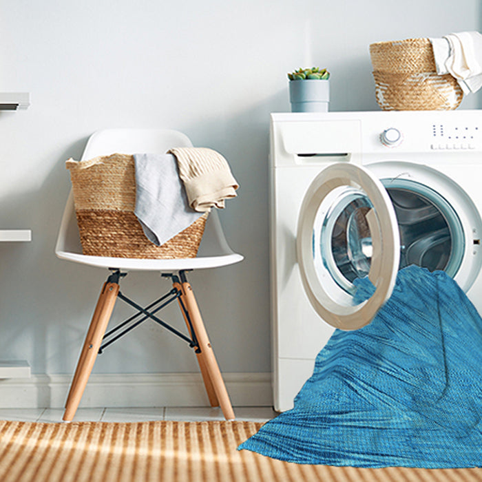 Machine Washable Transitional Neon Blue Rug in a Washing Machine, wshpat2861lblu