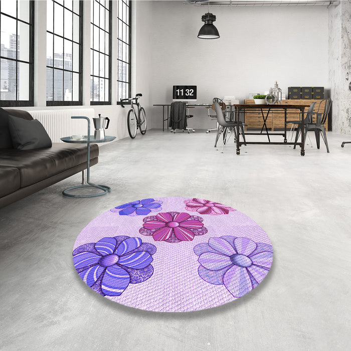 Round Patterned Blossom Pink Rug in a Office, pat2863pur