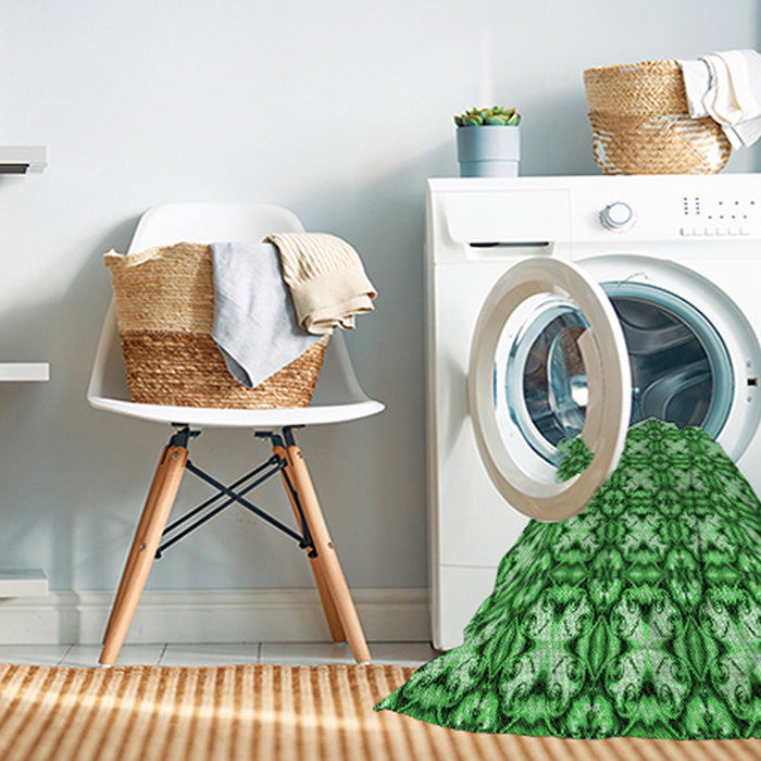 Machine Washable Transitional Green Rug in a Washing Machine, wshpat2885grn