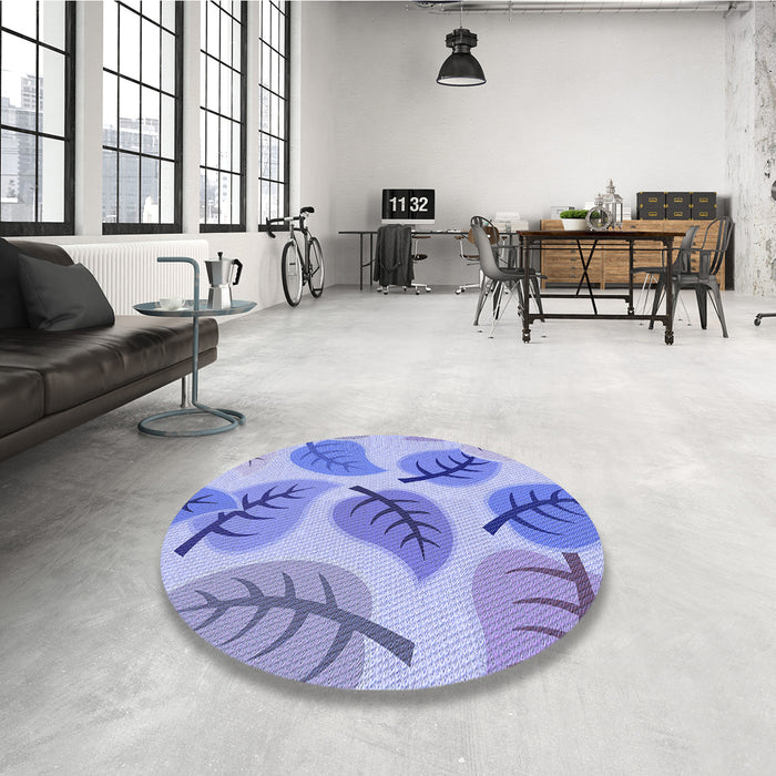 Round Patterned Blue Rug in a Office, pat289blu
