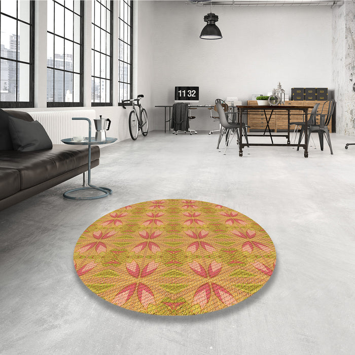 Round Patterned Orange Rug in a Office, pat2891org