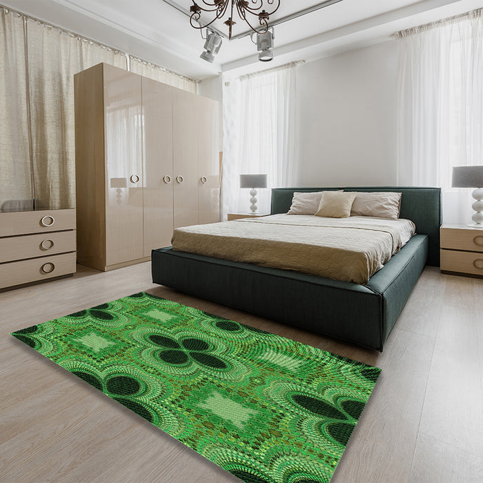 Round Machine Washable Transitional Deep Emerald Green Rug in a Office, wshpat2903grn