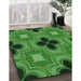 Machine Washable Transitional Deep Emerald Green Rug in a Family Room, wshpat2903grn