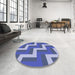 Round Patterned Denim Blue Rug in a Office, pat2906blu