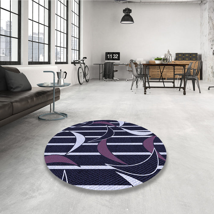 Round Patterned Periwinkle Purple Rug in a Office, pat2919blu