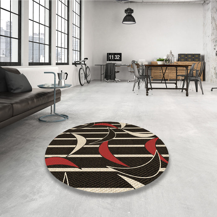 Round Patterned Black Brown Rug in a Office, pat2919brn