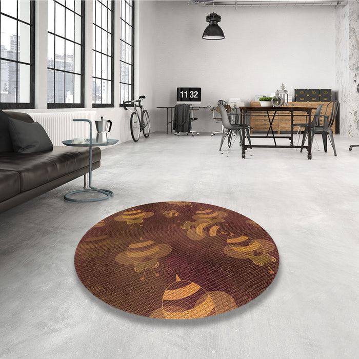 Round Patterned Red Rug in a Office, pat2921org