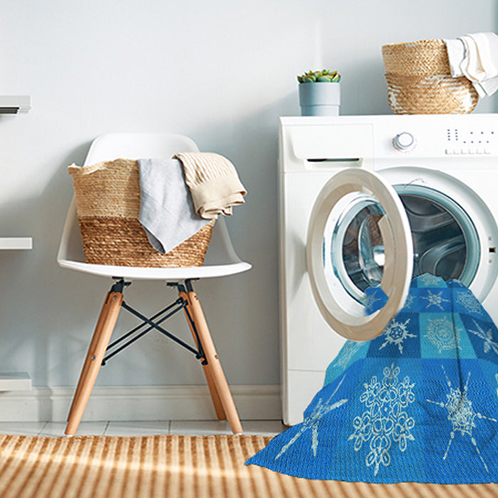 Machine Washable Transitional Neon Blue Rug in a Washing Machine, wshpat293lblu