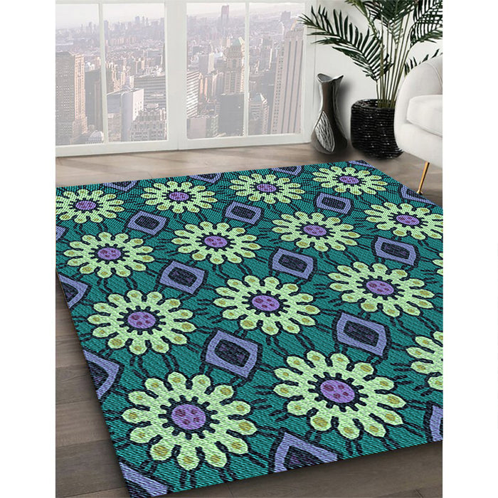 Patterned Emerald Green Rug in Family Room, pat2934lblu