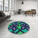 Round Patterned Night Blue Rug in a Office, pat2959lblu