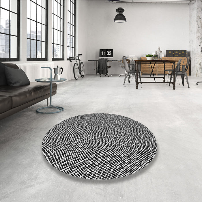 Round Patterned Platinum Silver Gray Rug in a Office, pat296gry