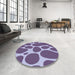 Round Patterned Purple Rug in a Office, pat2962blu