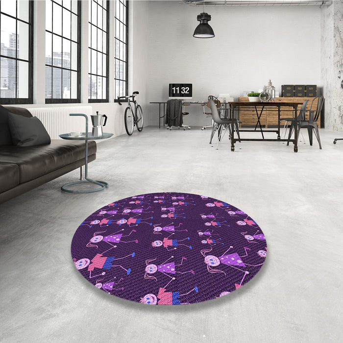Round Patterned Dark Orchid Purple Rug in a Office, pat2973pur