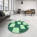 Round Patterned Light Green Rug in a Office, pat2993grn