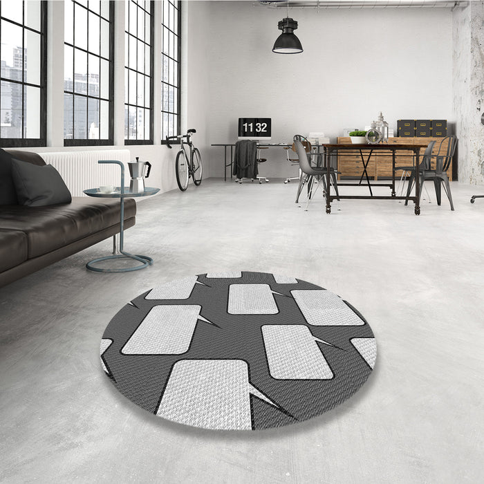 Round Patterned Platinum Silver Gray Rug in a Office, pat2993gry