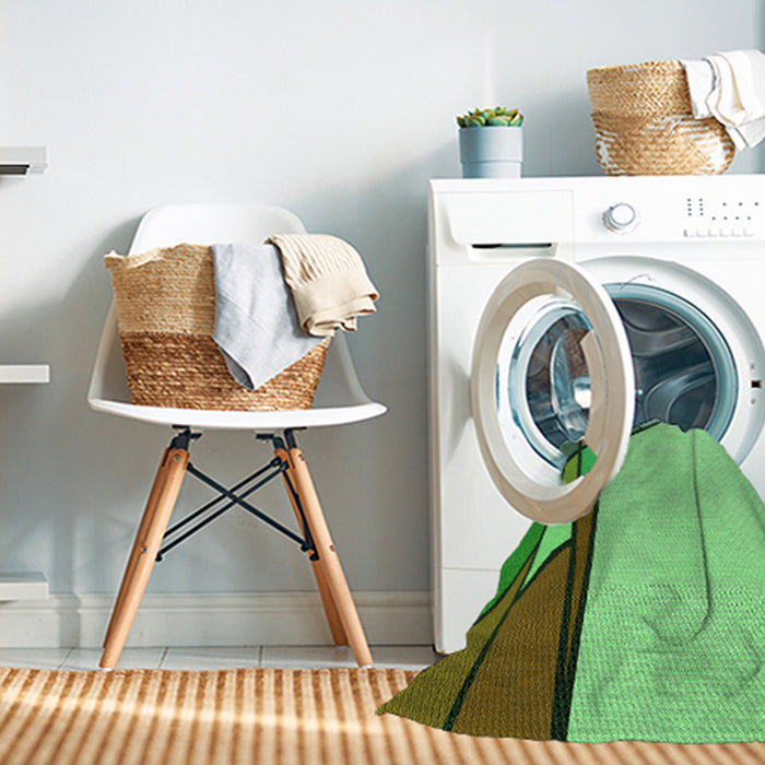 Machine Washable Transitional Dark Lime Green Rug in a Washing Machine, wshpat30grn
