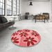 Round Patterned Red Rug in a Office, pat3001rd