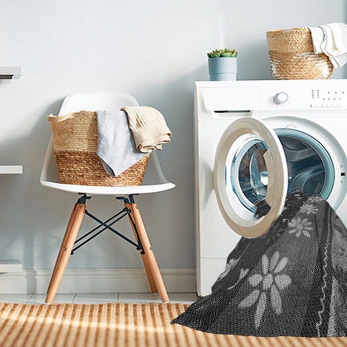 Machine Washable Transitional Gunmetal Gray Rug in a Washing Machine, wshpat301gry