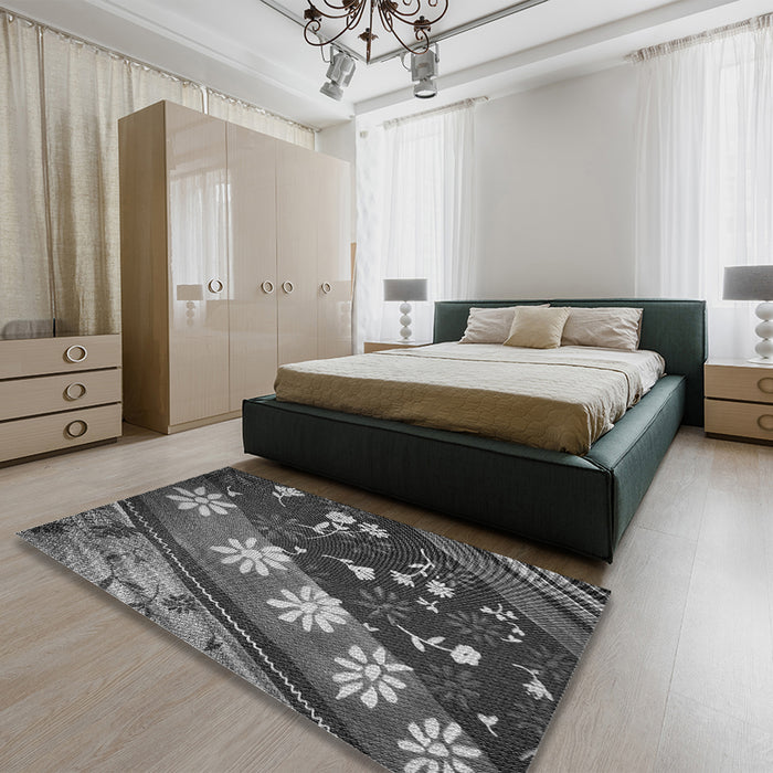 Patterned Gunmetal Gray Rug in a Bedroom, pat301gry