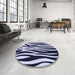 Round Patterned Night Blue Rug in a Office, pat3010blu