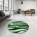 Round Patterned Light Green Rug in a Office, pat3010grn