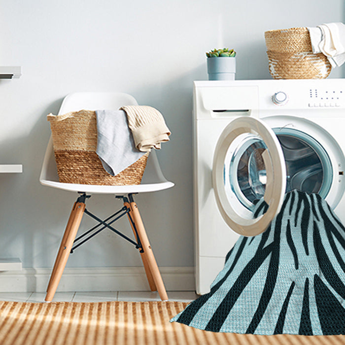 Machine Washable Transitional Deep Teal Green Rug in a Washing Machine, wshpat3010lblu