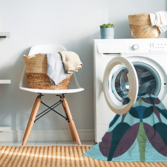 Machine Washable Transitional Dark Blue Grey Blue Rug in a Washing Machine, wshpat3021lblu