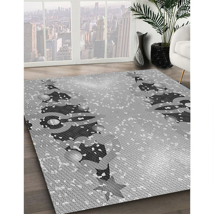 Patterned Silver Gray Rug in Family Room, pat3058gry