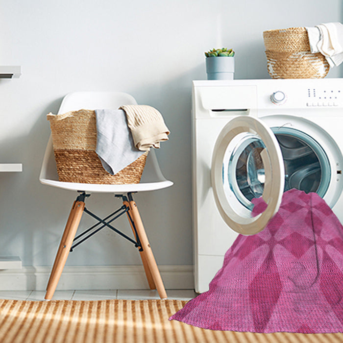 Machine Washable Transitional Deep Pink Rug in a Washing Machine, wshpat3080pur