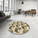 Round Patterned Oak Brown Rug in a Office, pat3087brn