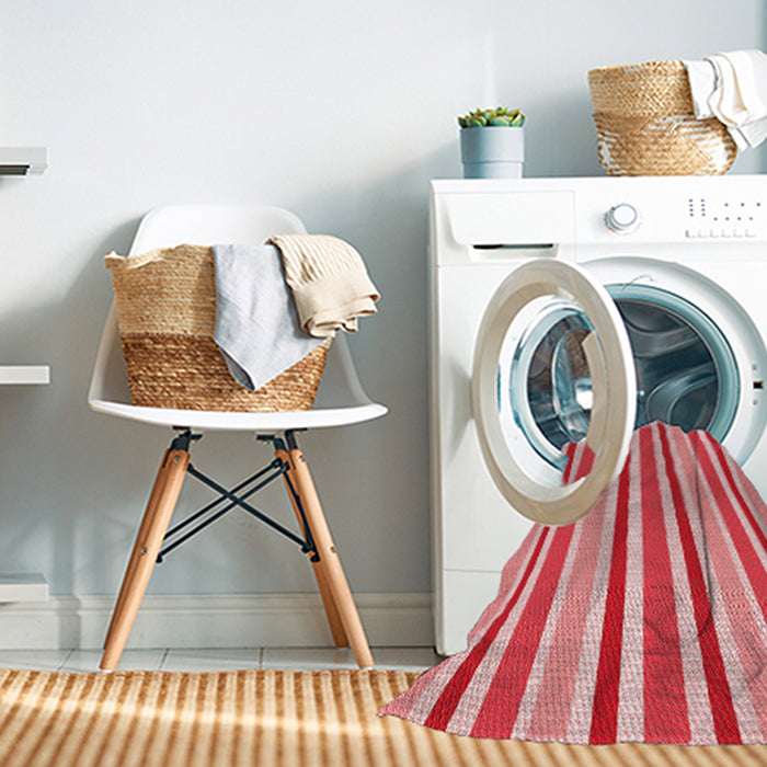 Machine Washable Transitional Pastel Pink Rug in a Washing Machine, wshpat309rd